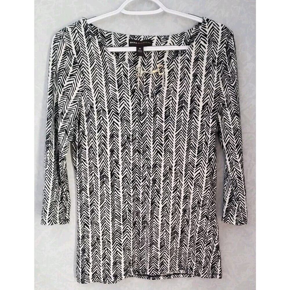Dana Buchman Black White Blouse Herringbone Design Metal Decor Keyhole Size XS